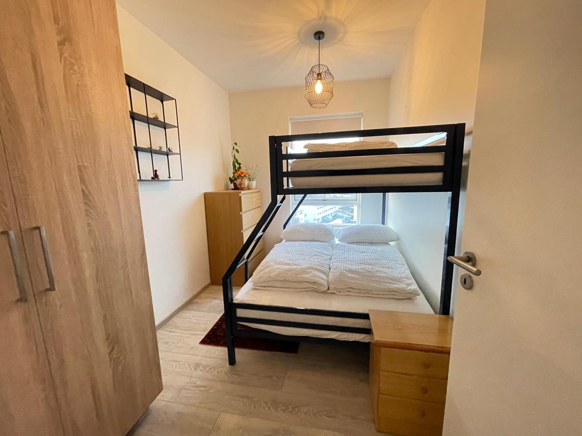 Modern And Spacious 3 Bedroom Apartment In Kopavogur Рейкявик Екстериор снимка
